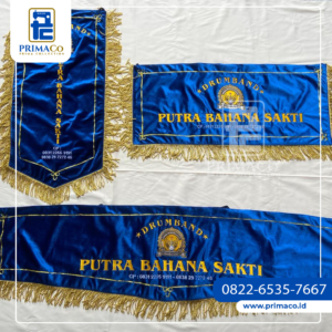 Kain vandel pesanan sekolah