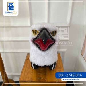 Maskot Kepala Garuda AAU