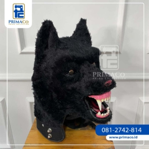 Kostum Kepala Serigala Hitam Identitas Visual Tim Drumband